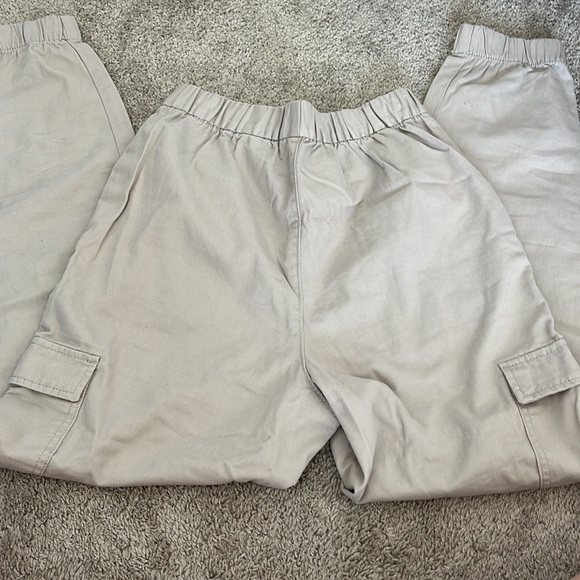 H&M Cargo Pants - Picture 2 of 3